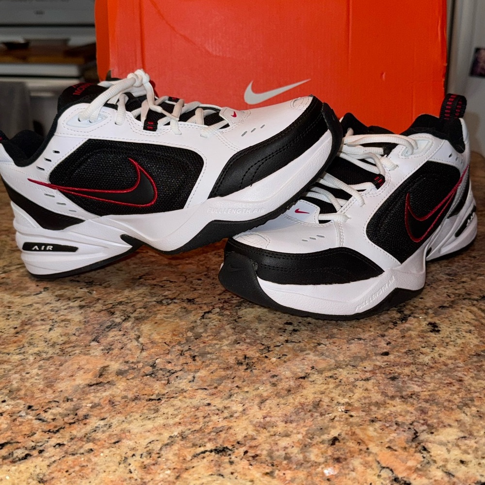 Men's NIKE
